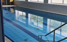 Ferienwohnung Mit Seeblick Und Schwimmbadnutzung In Cuxhaven