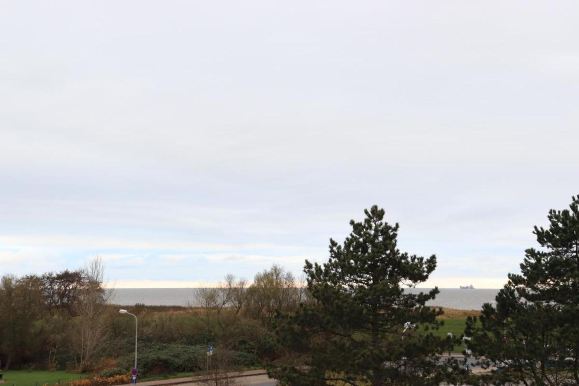 Ferienwohnung Mit Seeblick Und Schwimmbadnutzung In Cuxhaven Exterior foto