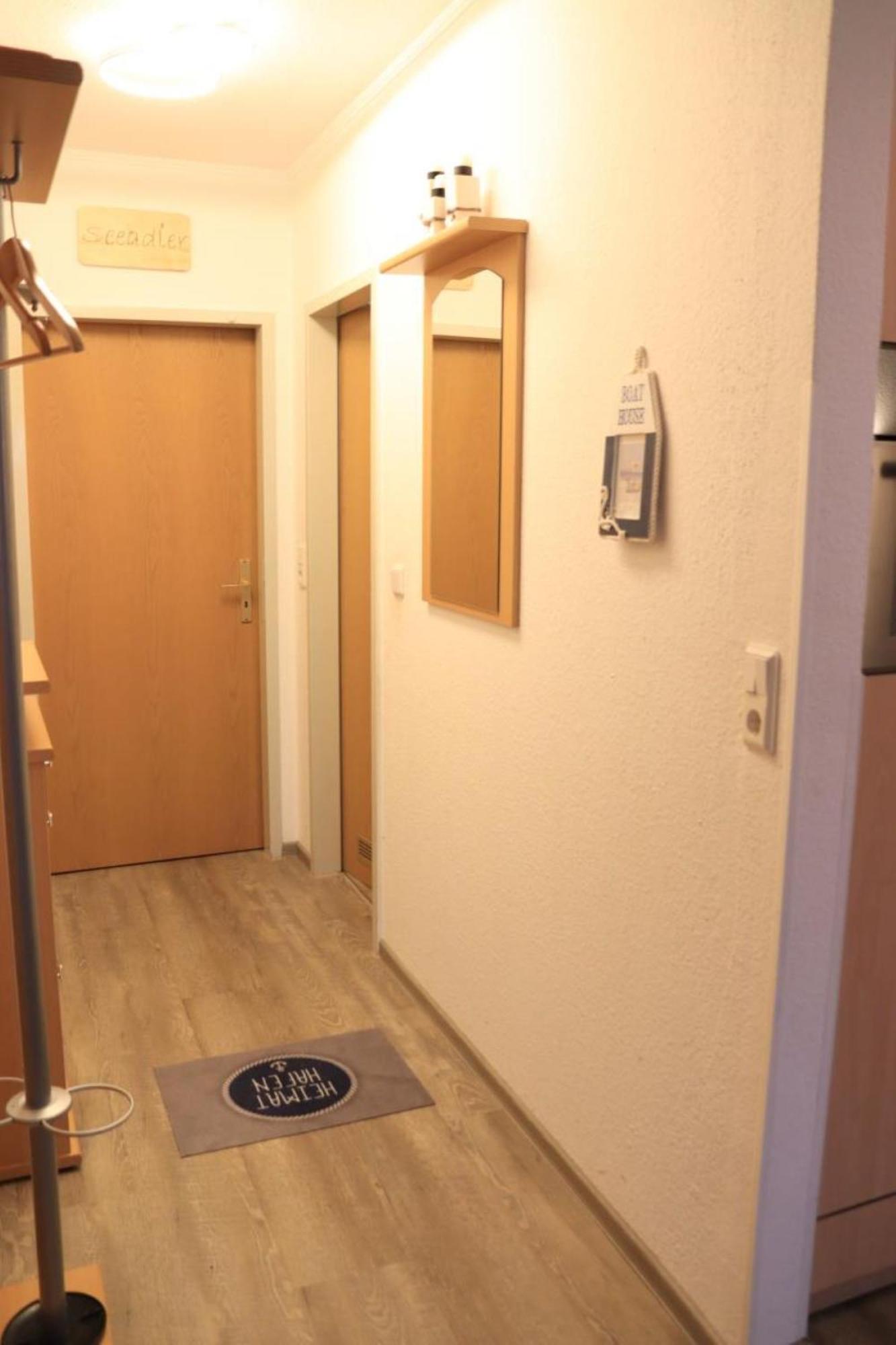 Ferienwohnung Mit Seeblick Und Schwimmbadnutzung In Cuxhaven Exterior foto